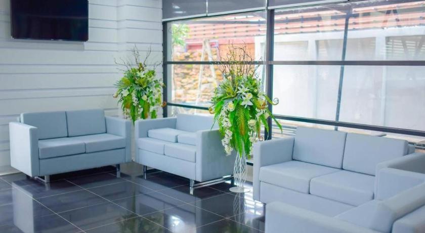 Thanburi Hotel Udon Thani Exterior foto