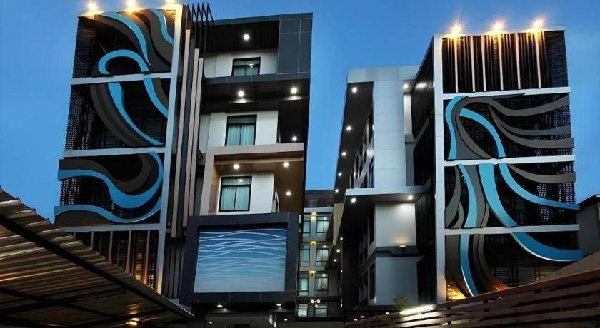 Thanburi Hotel Udon Thani Exterior foto
